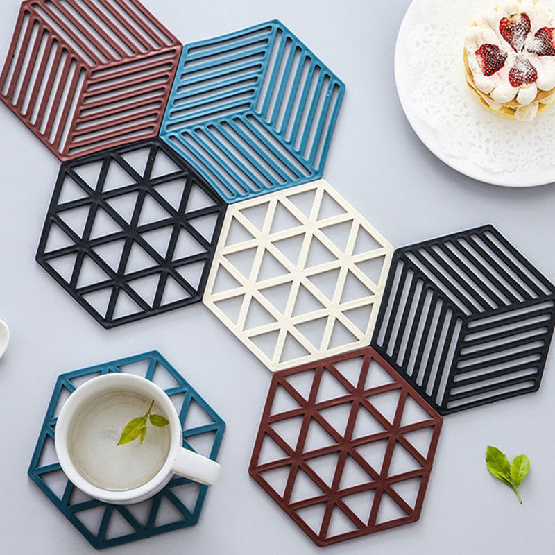 2pcs Nordic Simple Drink Coaster Tableware Pad Stand Mug Cup Mat Insulation Hot Pad Home Necessaire Decor Placemat Silicone Coasters 2pcs Nordic Simple Drink Coaster Tableware Pad Stand Mug Cup Mat Insulation Hot Pad Home Necessaire Decor Placemat Silicone Coasters